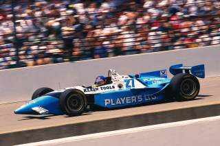 Illustration for article titled What's your favourite racing livery (that has never appeared on a Porsche)?